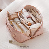 Luxury Padded Makeup Bag – Large Capacity, Smart Compartments, Waterproof & Easy to Clean